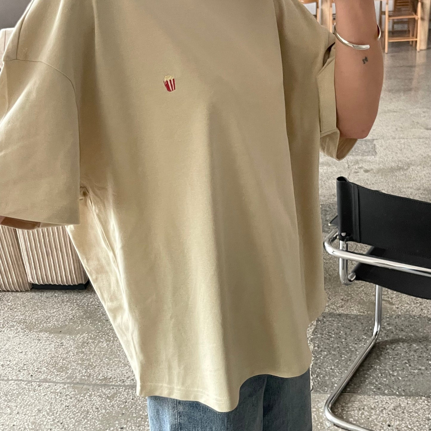 Oversized T 'EMOJI' 🍿🍷🫠 (Unisex)