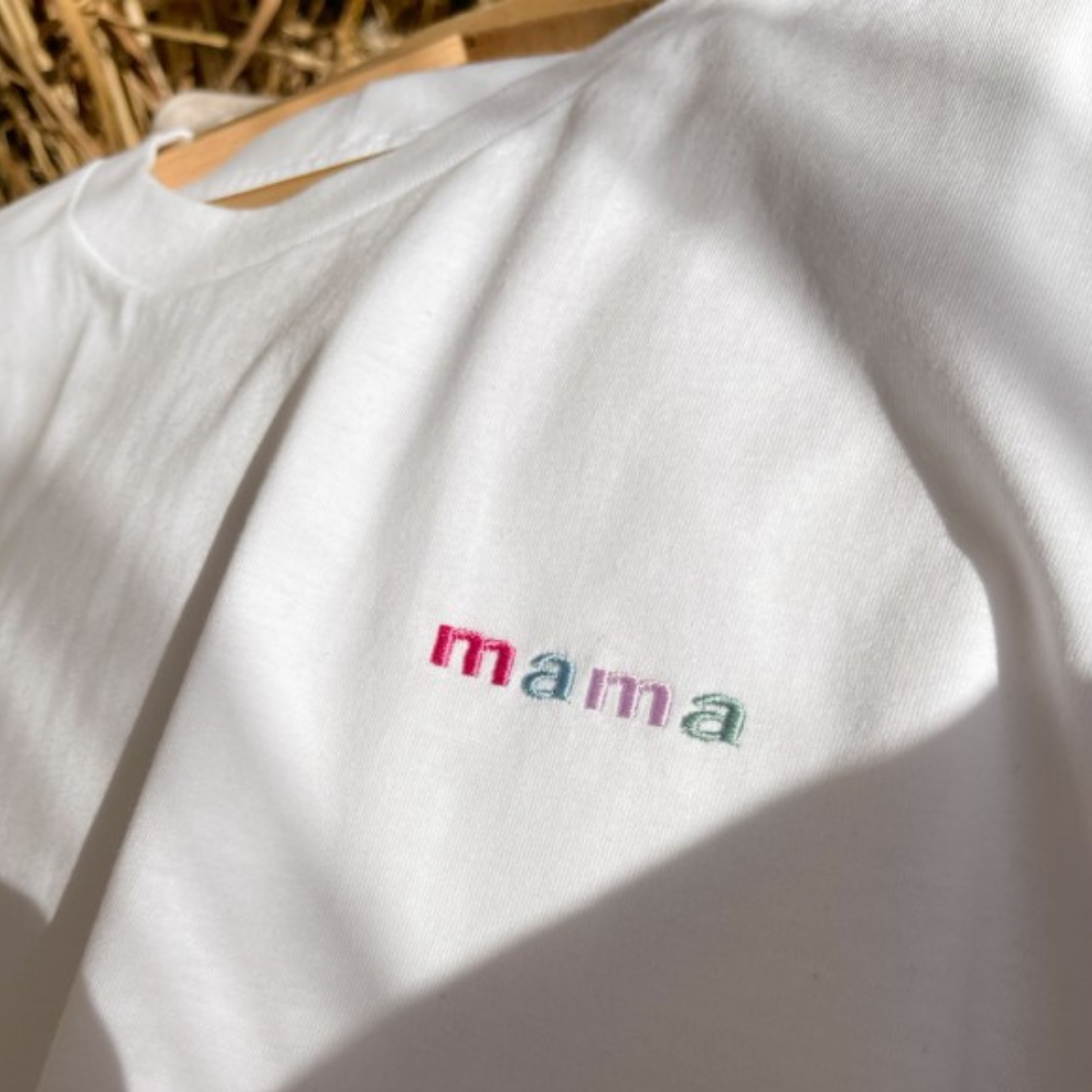 Oversized marškinėliai 'mama'