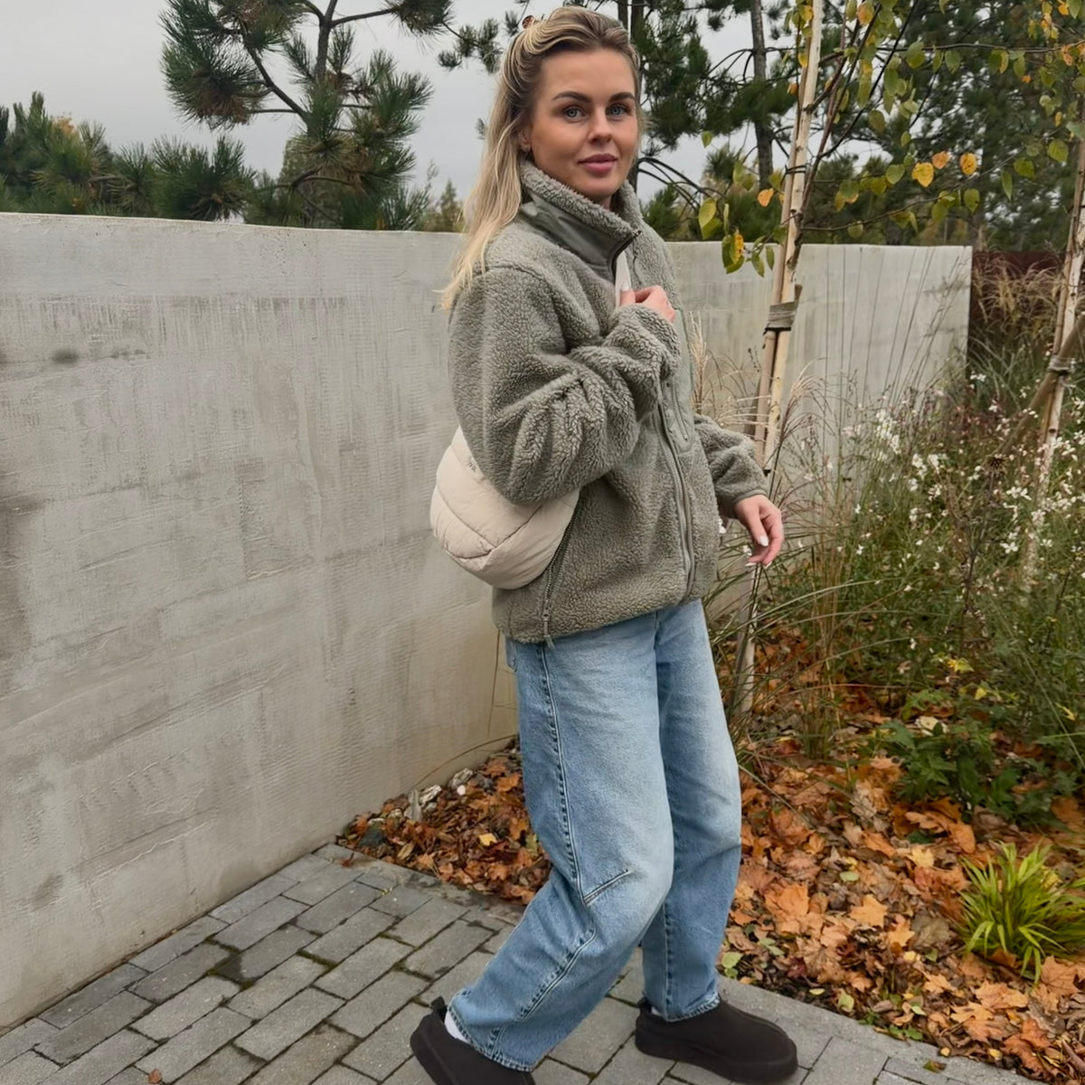 Rankinė 'I'M OK' (Sand)