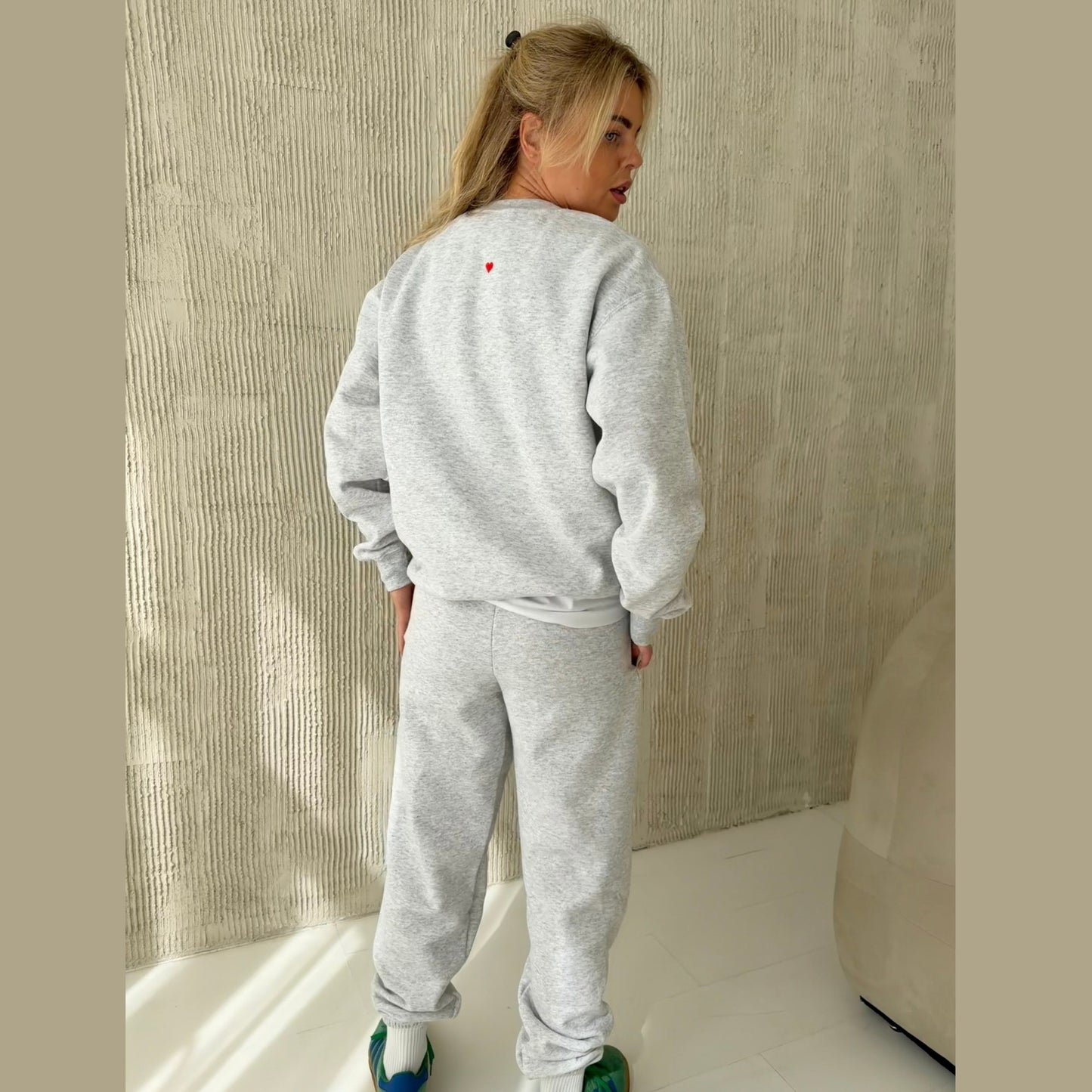 Džemperiai su širdele (XS-3XL)
